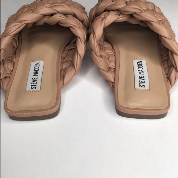 STEVE MADDEN Marina Slide Sandal in Light Brown. - Picture 5 of 16